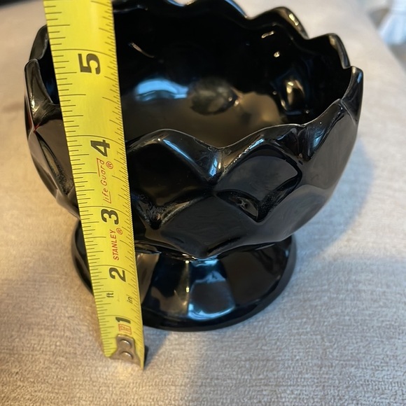 VTG McCoy USA 599 Black Pottery 4” Pedestal Bowl Planter Vase 4.5” Wide - Picture 12 of 13